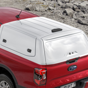 Trda streha s stranskimi krilnimi vrati, Frozen White